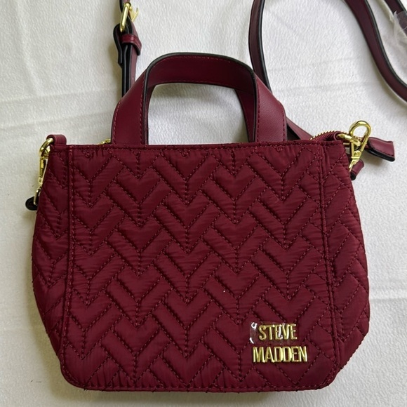 Steve Madden Handbags - Steve Madden New burgundy clutch small crossbody NWT